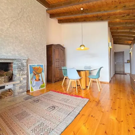 Appartement Attique De Prestige Face Aux Sommets Alpins *